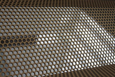 昆士蘭大學(xué)材料工程專業(yè) 聚焦金屬材料方向的課程深度與難度解析